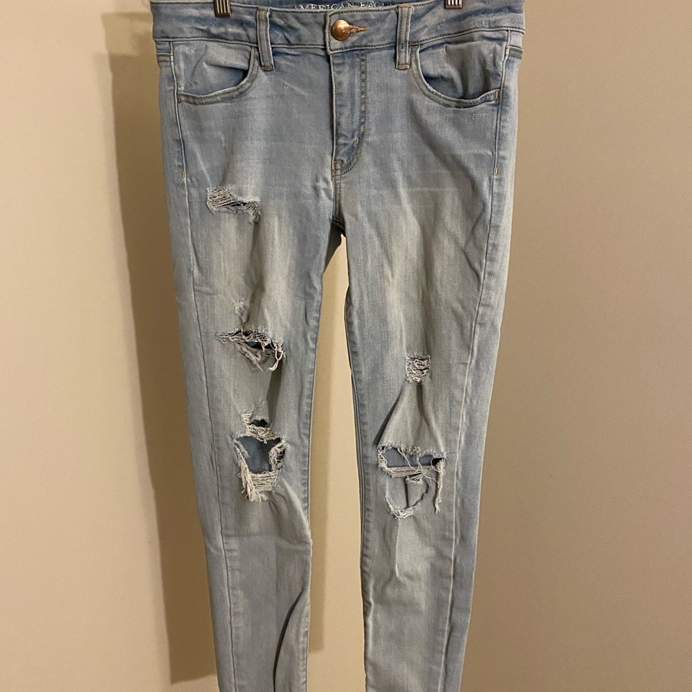 Light Wash AEO Jegging